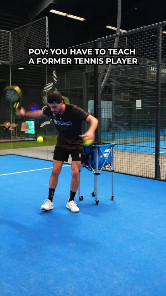 Reelcover van Padel Mate Academy: POV: you have to teach a former tennis player.